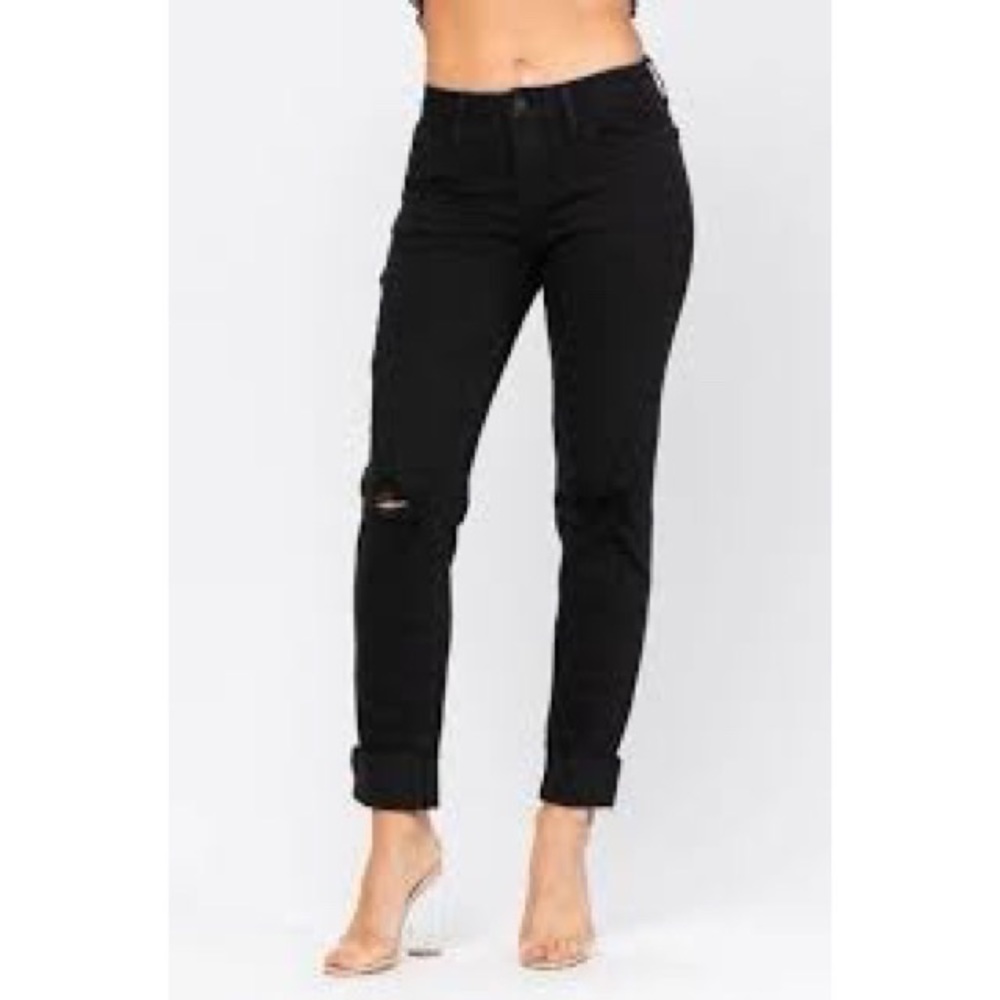 Judy Blue- Boyfriend Behavior Jeans
